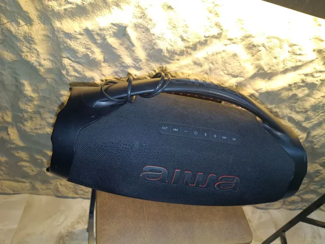Caixa de som aiwa