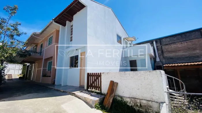 Sobrado de Condomínio com 2 Quartos, 1 Suíte, 90M², à Venda por R$ 399.000,00 - Pilarzinho