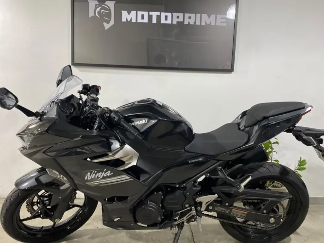 Kawasaki Ninja 400 2022
