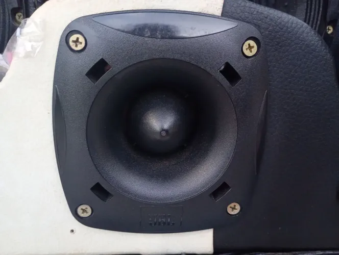Tweeter st 200