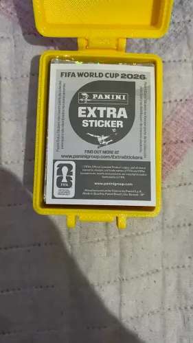 troco ou vendo figurinha do Son prata Legend
