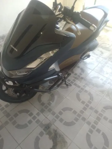Vendo PCX DLX conservada