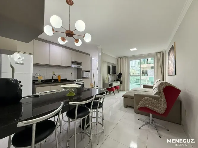 Apartamento 2 quartos a venda na praia do morro, finamente mobiliado!