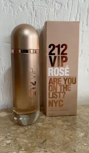 Perfume Carolina Herrera 212 Vip Rosé EDP