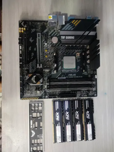  R 7 5700x+32gb 3600mhz+ Tuf B550m plus 