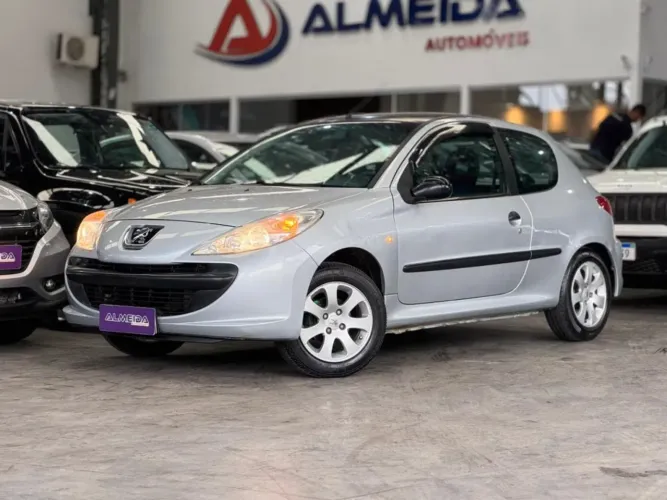 Peugeot 207 X-line 1.4 Flex 8V 3P 2010