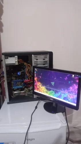 PC INTEL Para trabalho e estudos e jogos leves