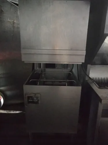 Maquina de lavar louça torre , 220v toda inox