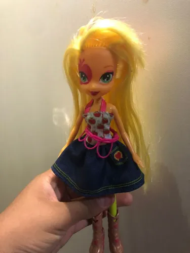 Linda boneca Applejack equestria girls(completa!!)