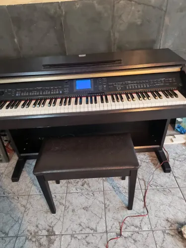 Piano Digital Yamaha CVP