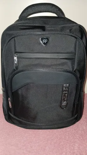 MOCHILA PRETA - NOVA E PRONTA ENTREGA