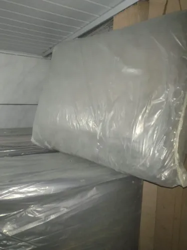 Vendo cama box novo