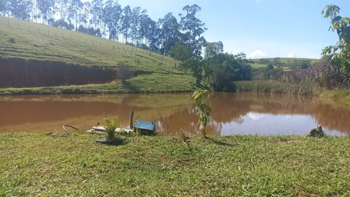 Sítio dos Sonhos em Paraibuna-7 Alqueires de Natureza.