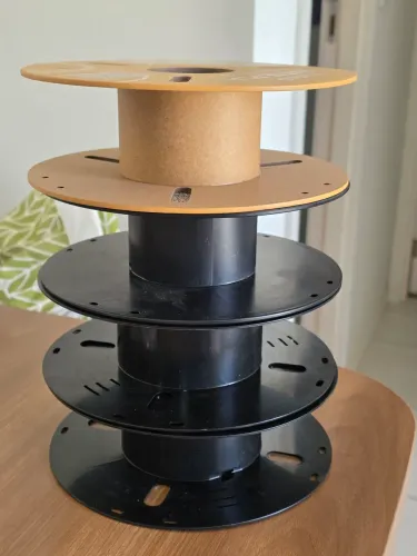 DOAÇÃO Carretel vazio