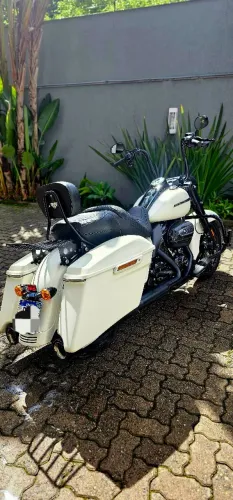 Vendo Road King Special Branca Fosca