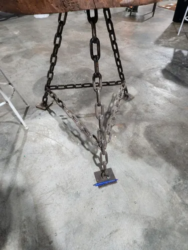 Mesa rústica de madeira