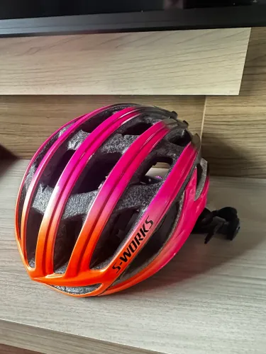 Capacete s works