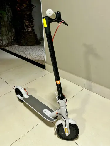 Patinete Elétrico Xiaomi Mi Electric Scooter 3 Branco - Ótimo Estado