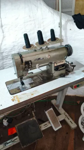 Máquina de costura prespontadeira SunStar 2 agulhas.
