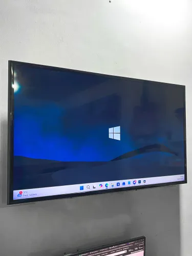 Monitor Samsung 43? semi-Novo