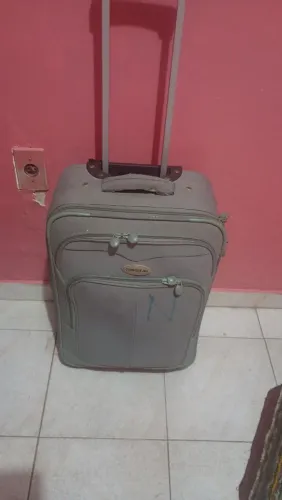 Mala 10kg. Faço a entrega, se vim buscar dou um desconto!