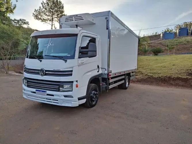 Volkswagen Delivery 9.170 - 2020 | Baú Refrigerado