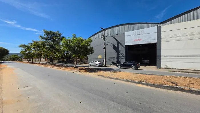 Galpão para Locação em Esmeraldas/MG | 650m² | Santa Quitéria | Energia Trifásica