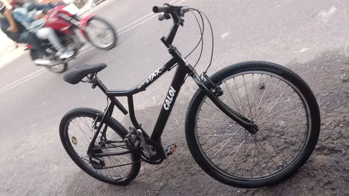 Bicicleta Caloi aro 24 top toda completa faço entrega grátis 