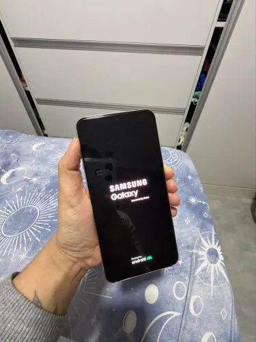 Celular Samsung S22 plus