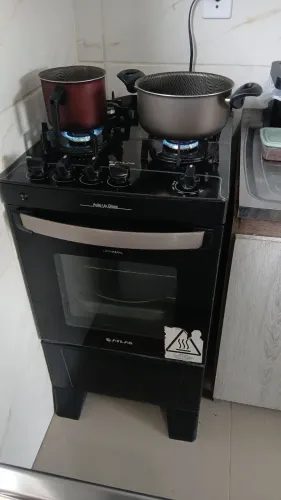 Vendo 2 fogão por R$700,00 cada