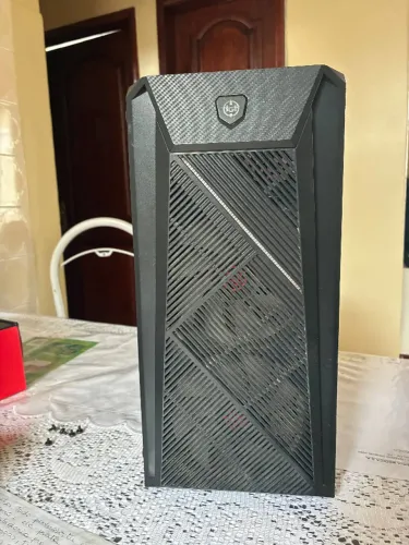 Gabinete Gamer mATX