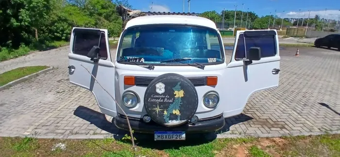 Volkswagen Kombi Furgão (álcool) 1998