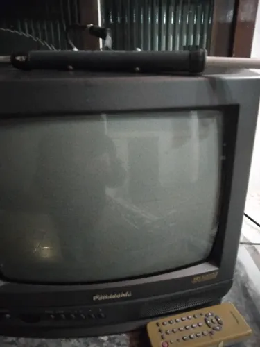 TV PANASONIC CINZA ,, 14,Pol" ,286 canais..Mod Antiga em perfeito estado de conservação,