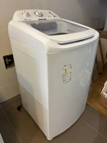 Máquina de Lavar Electrolux 8,5kg Branca Turbo LAC09