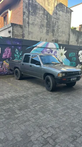 Toyota Hilux CD DLX 4X2 2.8 Diesel 1997