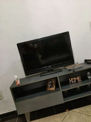 Tv AOC