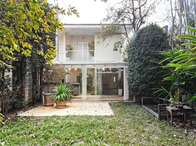 Casa com 5 quartos, Alto de Pinheiros - São Paulo