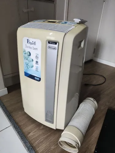 Ar condicionado portátil Delongui pinguino 12.000 BTUs (127v)