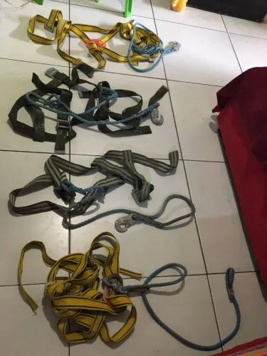 4 cintos paraquedista segurança! Nao aceito proposta