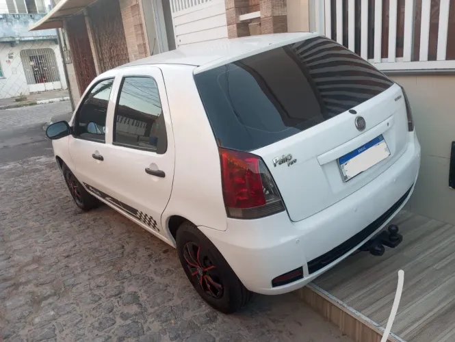 Fiat Palio Celebration 1.0 Fire Flex 8V 2P 2015