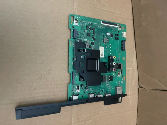 Placa Principal da TV Samsung QN50Q60TAG usada