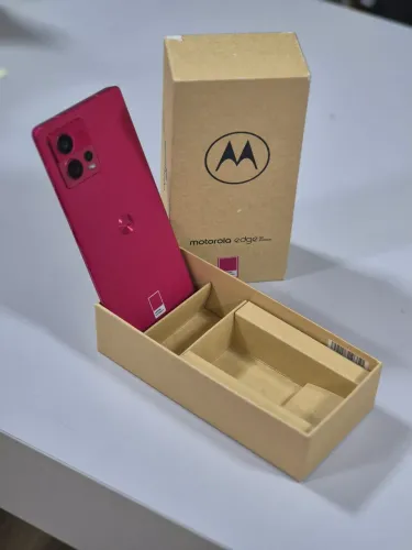 Celular Motorola Edge 30 fusion usado 