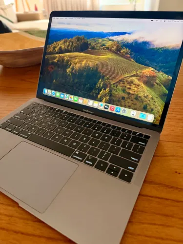 MacBook Air Retina 13? 2019 i5 8GB SSD 256GB ? 301 Ciclos
