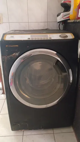 Vendo máquina lava e seca