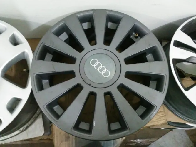 Jogo Rodas Aro 18  Audi Bino 5x100 5x112 18x8 42 Grafite Fosca Seminova Jg151