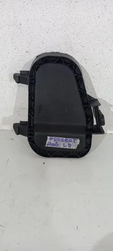 Tampa farol Peugeot 206 direito