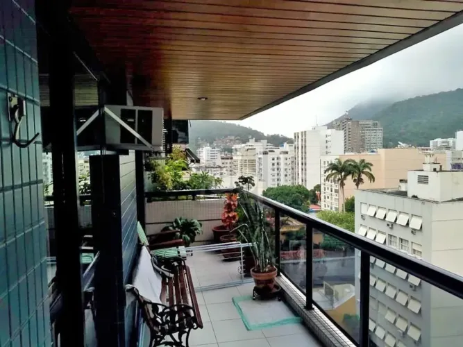 BOTAFOGO - RUA SOROCABA - 3QUARTOS (1SUÍTE) - DEPENDÊNCIAS COMPLETAS - 2 VAGAS DE GARAGEM