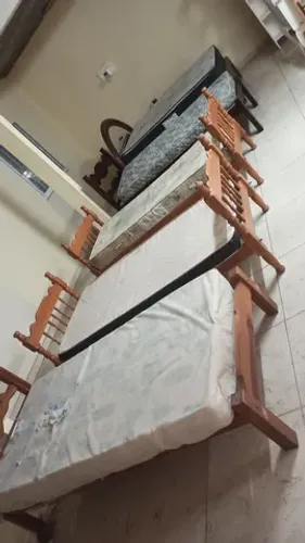 Cama solteiro sem colchão