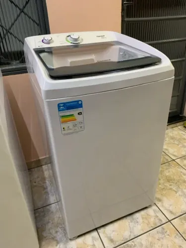 Máquina Consul 11 quilos semi nova 