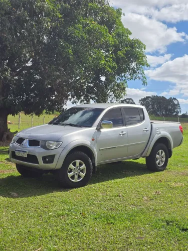 Mitsubishi L200 Triton HPE 3.2 CD TB Int.diesel AUT 2012